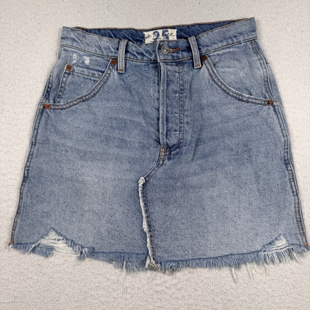 We The Free People Wynne Denim Skirt Size 25 Distressed Blue Short Boho Festival